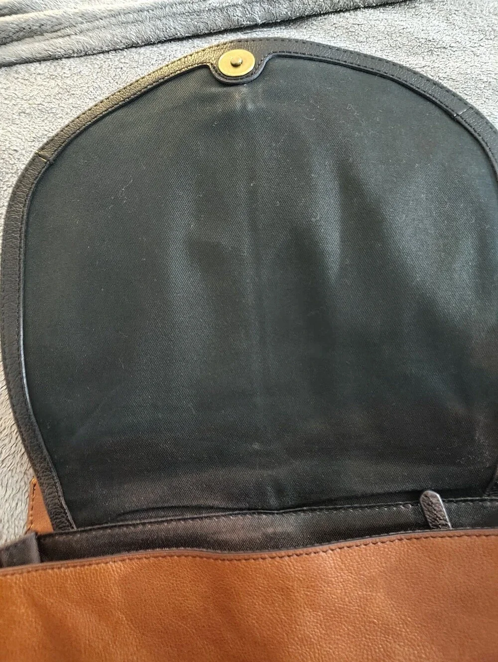 Vintage Fossil Classic Two-Tone Leather Saddle Bag - Black and Brown